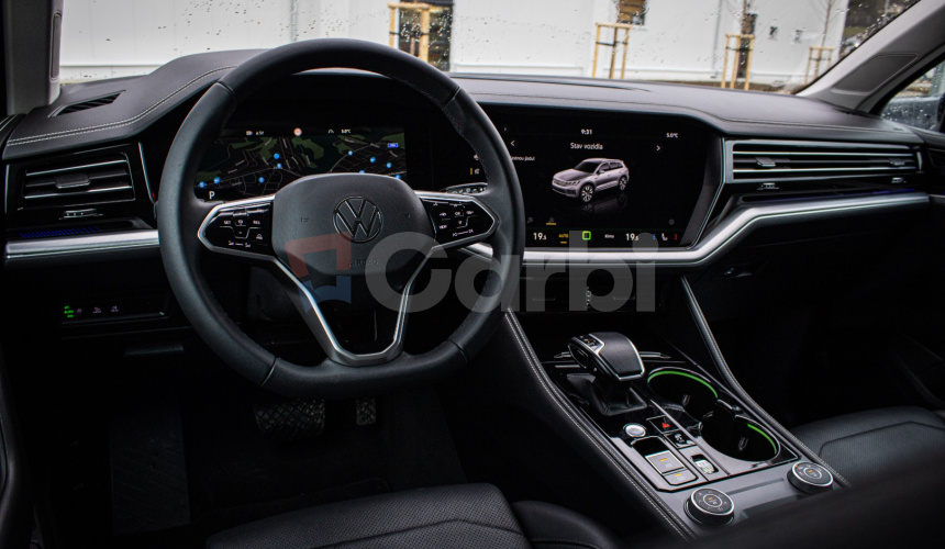 Volkswagen Touareg 3.0 V6 TDI 210kW, Masáž, Webasto, HUD, nočné videnie, softclose, ťažné