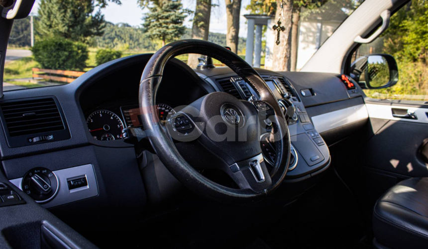 Volkswagen T5 Multivan 2.0 BiTDI DSG, Webasto, Po veľkom servise za 5 000