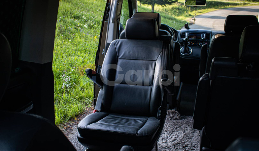 Volkswagen T5 Multivan 2.0 BiTDI DSG, Webasto, Po veľkom servise za 5 000