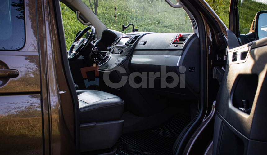 Volkswagen T5 Multivan 2.0 BiTDI DSG, Webasto, Po veľkom servise za 5 000