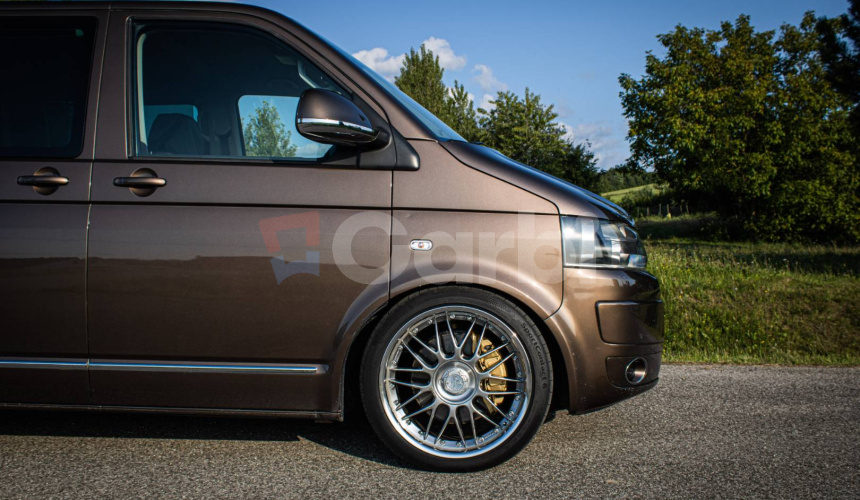 Volkswagen T5 Multivan 2.0 BiTDI DSG, Webasto, Po veľkom servise za 5 000