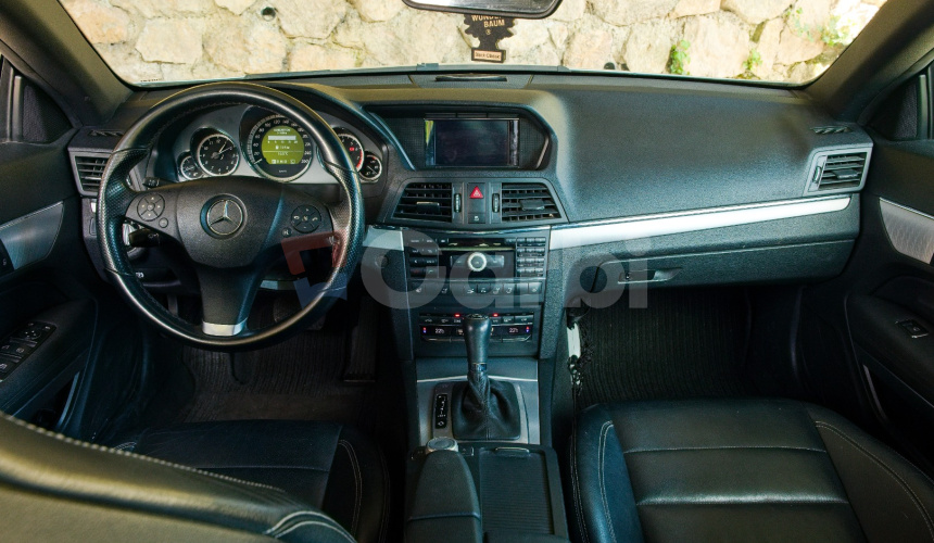 Mercedes-Benz E trieda Kabriolet 250 CGI Blue 5st. Automat Benzín