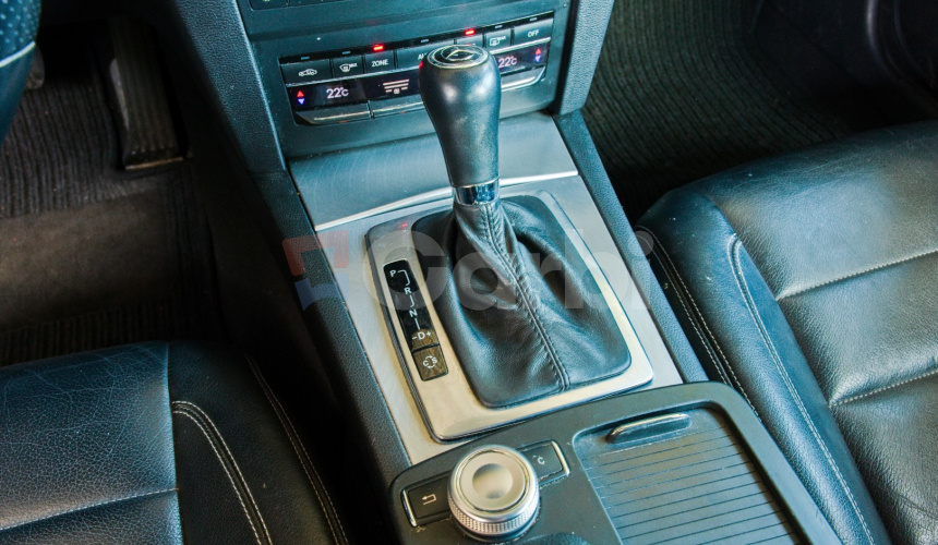 Mercedes-Benz E trieda Kabriolet 250 CGI Blue 5st. Automat Benzín