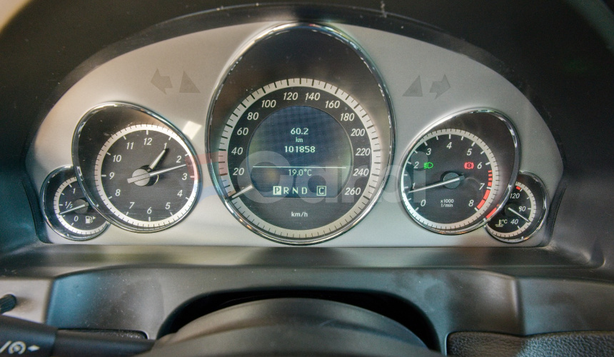 Mercedes-Benz E trieda Kabriolet 250 CGI Blue 5st. Automat Benzín