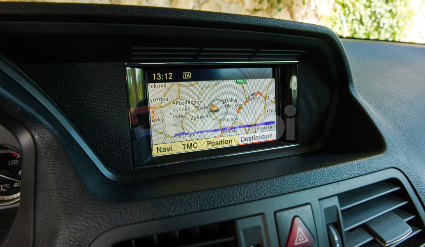 Mercedes-Benz E trieda Kabriolet 250 CGI Blue 5st. Automat Benzín