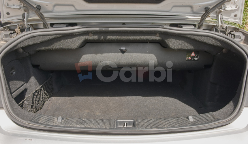 Mercedes-Benz E trieda Kabriolet 250 CGI Blue 5st. Automat Benzín