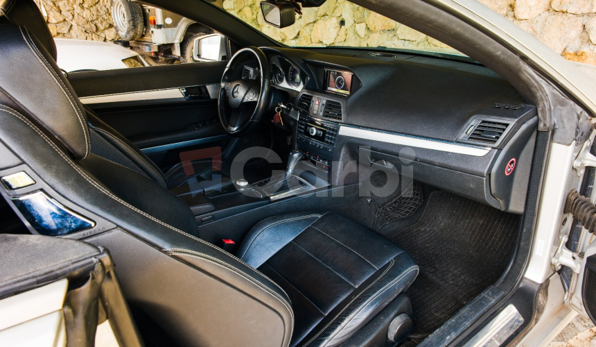 Mercedes-Benz E trieda Kabriolet 250 CGI Blue 5st. Automat Benzín