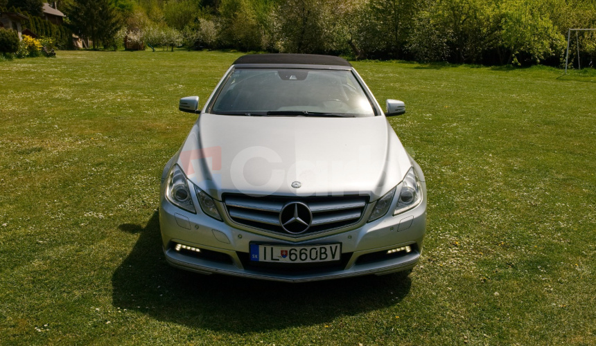 Mercedes-Benz E trieda Kabriolet 250 CGI Blue 5st. Automat Benzín