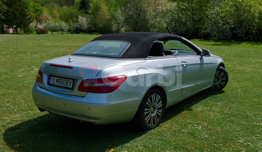 Mercedes-Benz E trieda Kabriolet 250 CGI Blue 5st. Automat Benzín