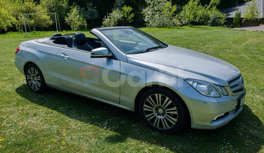 Mercedes-Benz E trieda Kabriolet 250 CGI Blue 5st. Automat Benzín