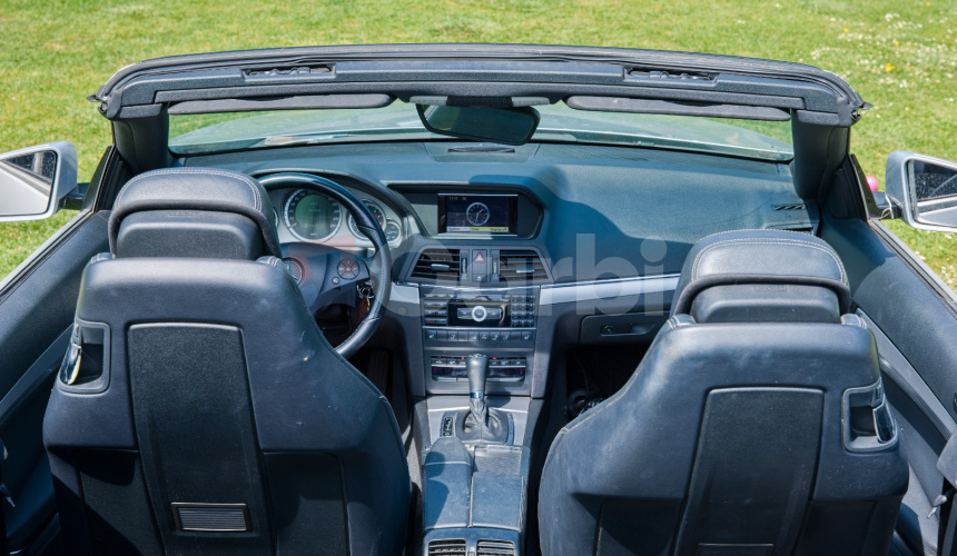 Mercedes-Benz E trieda Kabriolet 250 CGI Blue 5st. Automat Benzín