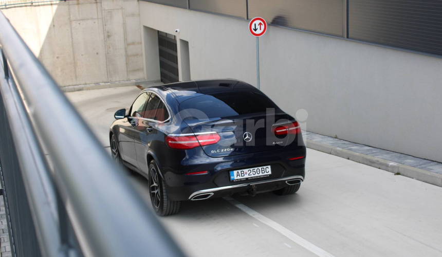 Mercedes-Benz GLC Kupé 220d 4MATIC A/T AMG-line