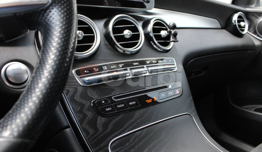 Mercedes-Benz GLC Kupé 220d 4MATIC A/T AMG-line