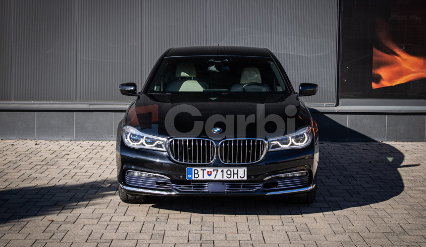 BMW 730d Masáž, Bowers & willkins, Laser svetlá, Head-up