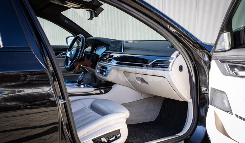 BMW 730d Masáž, Bowers & willkins, Laser svetlá, Head-up