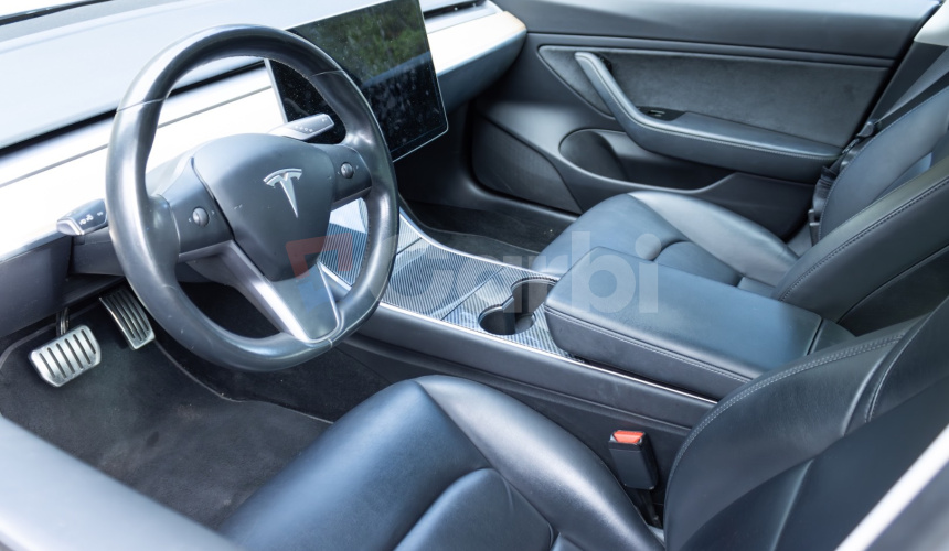 Tesla Model 3 AWD Long range Exclusive