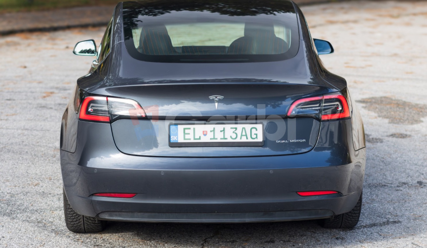 Tesla Model 3 AWD Long range Exclusive