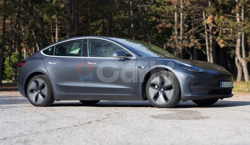 Tesla Model 3 AWD Long range Exclusive