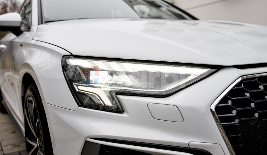 Audi A3 35 1.5 TFSI mHEV S line S tronic