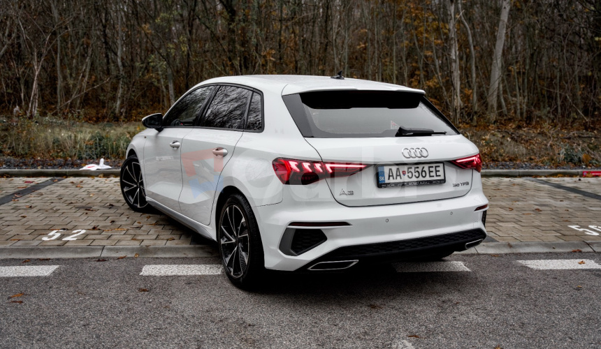 Audi A3 35 1.5 TFSI mHEV S line S tronic