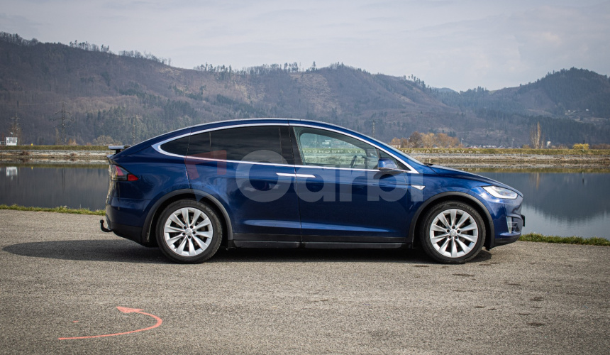 Tesla Model X 75D Free Supercharging SC01, 6 miestna, Ťažné, TOP konfigurácia