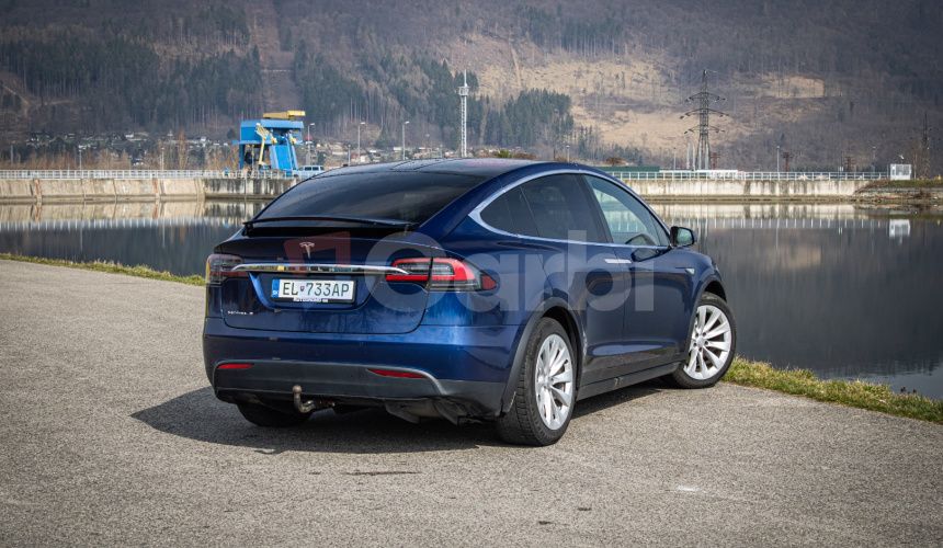 Tesla Model X 75D Free Supercharging SC01, 6 miestna, Ťažné, TOP konfigurácia