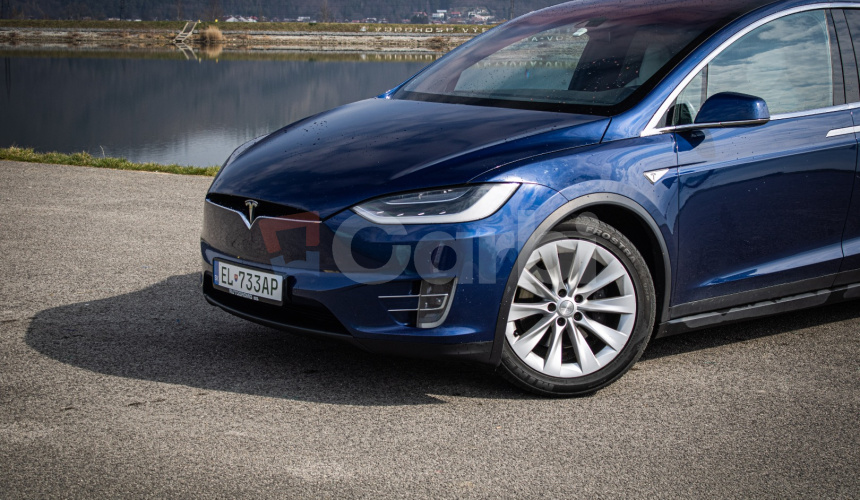 Tesla Model X 75D Free Supercharging SC01, 6 miestna, Ťažné, TOP konfigurácia