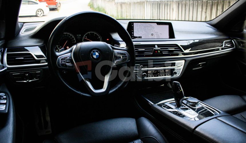 BMW Rad 7 740d xDrive MPacket, Slovenské, natáčacia náprava, masáž, display key, TOP STAV!