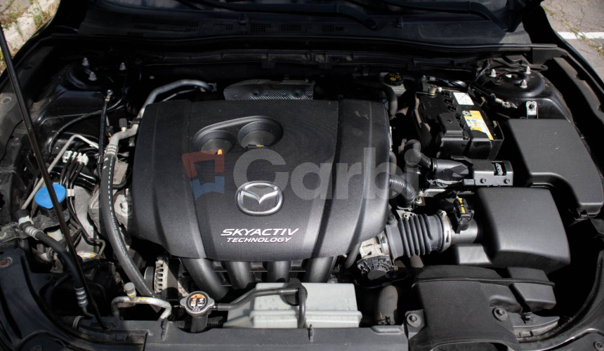 Mazda 3 2.0 Skyactiv -G165 Revolution