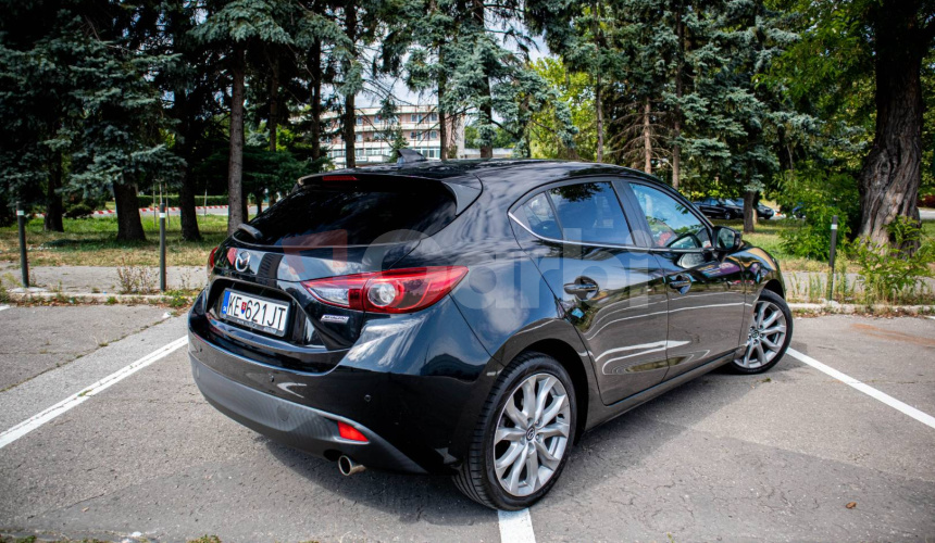 Mazda 3 2.0 Skyactiv -G165 Revolution