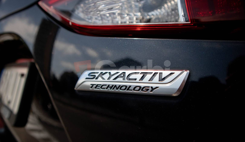 Mazda 3 2.0 Skyactiv -G165 Revolution