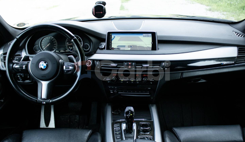 BMW X5 M Performance xDrive30d A/T,190kW,A8