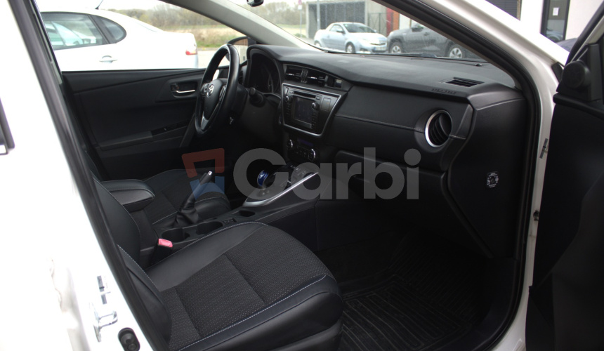 Toyota Auris TOURING SPORTS, 1.8 benzin+hev, 73kw, Automat