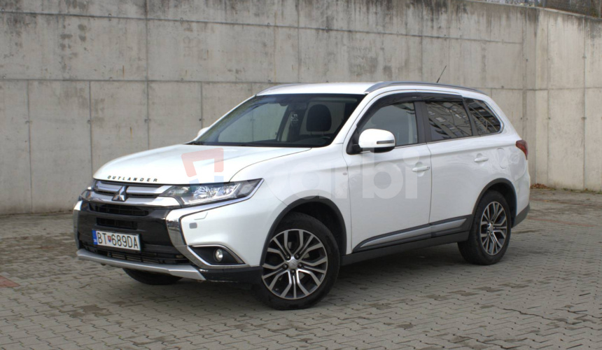 Mitsubishi Outlander 2.2 DI-D Intense+