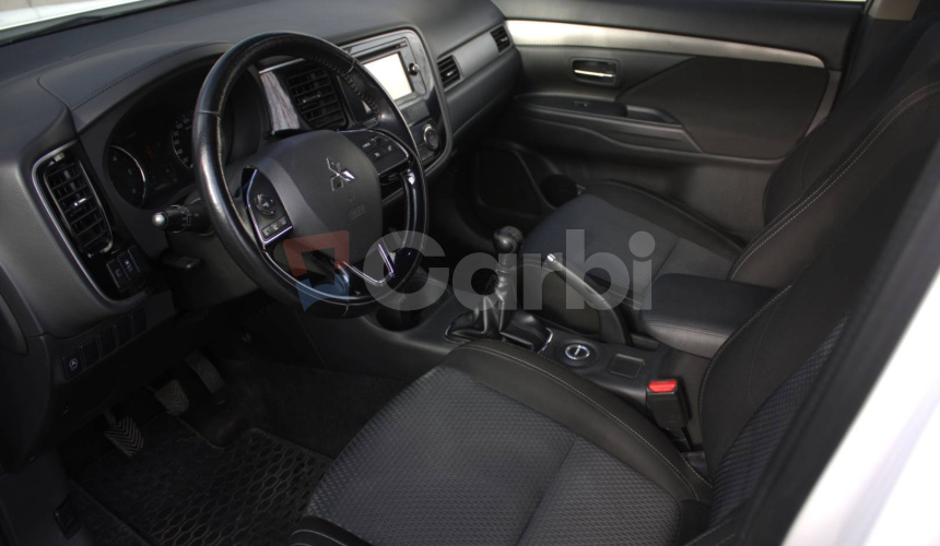 Mitsubishi Outlander 2.2 DI-D Intense+