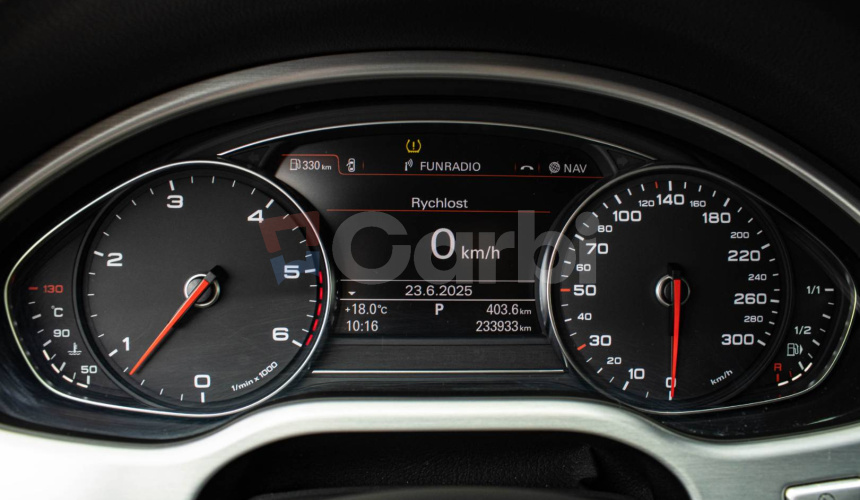 Audi A8 3.0 TDI V6 DPF quattro tiptronic