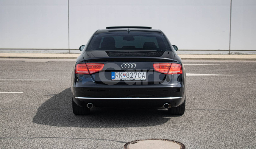 Audi A8 3.0 TDI V6 DPF quattro tiptronic
