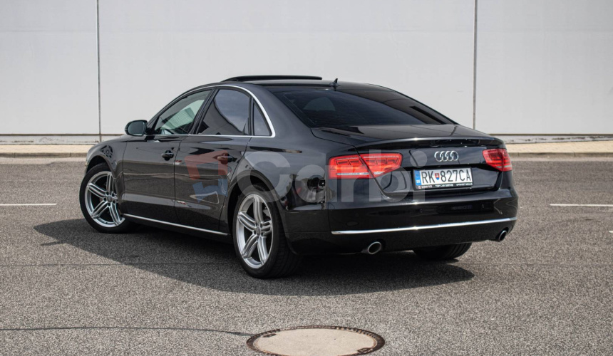 Audi A8 3.0 TDI V6 DPF quattro tiptronic
