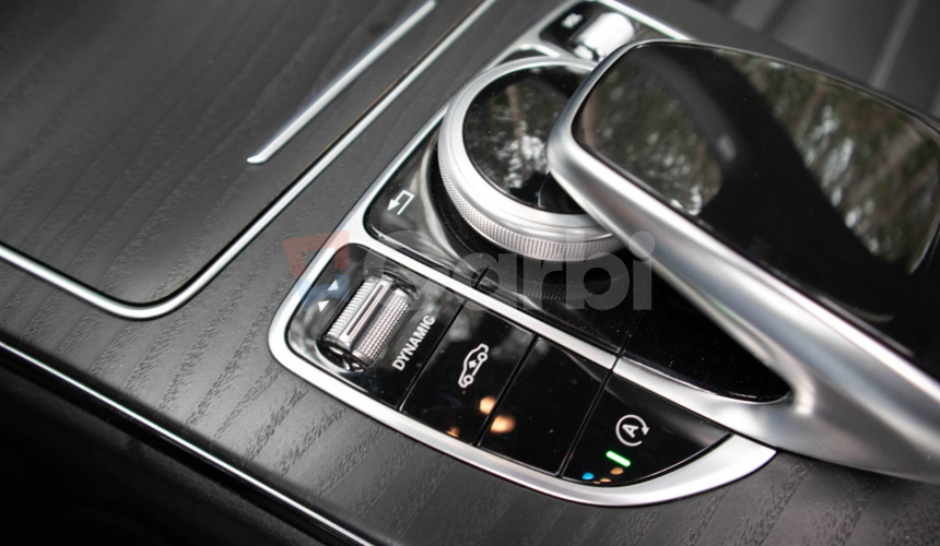 Mercedes-Benz C trieda Sedan 400 4matic 9G