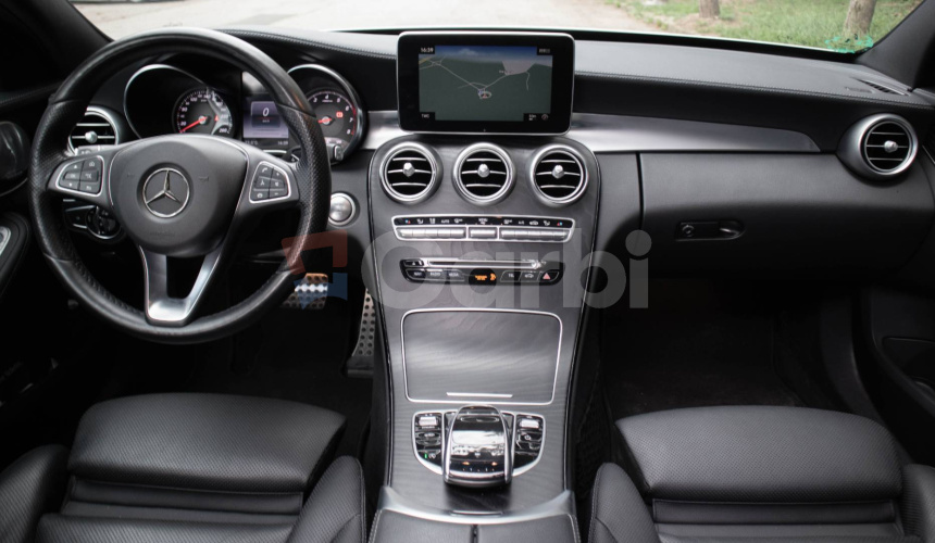 Mercedes-Benz C trieda Sedan 400 4matic 9G