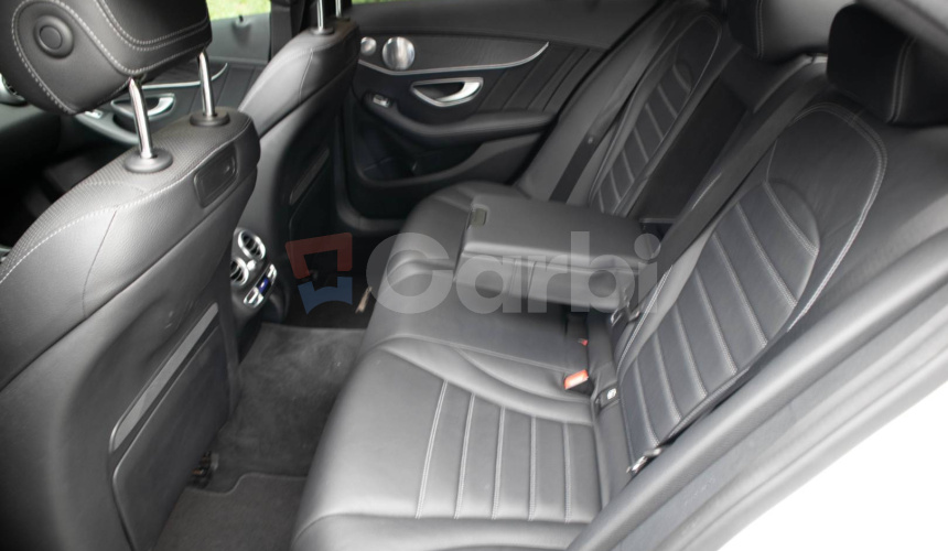 Mercedes-Benz C trieda Sedan 400 4matic 9G
