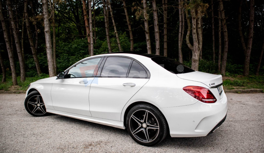 Mercedes-Benz C trieda Sedan 400 4matic 9G
