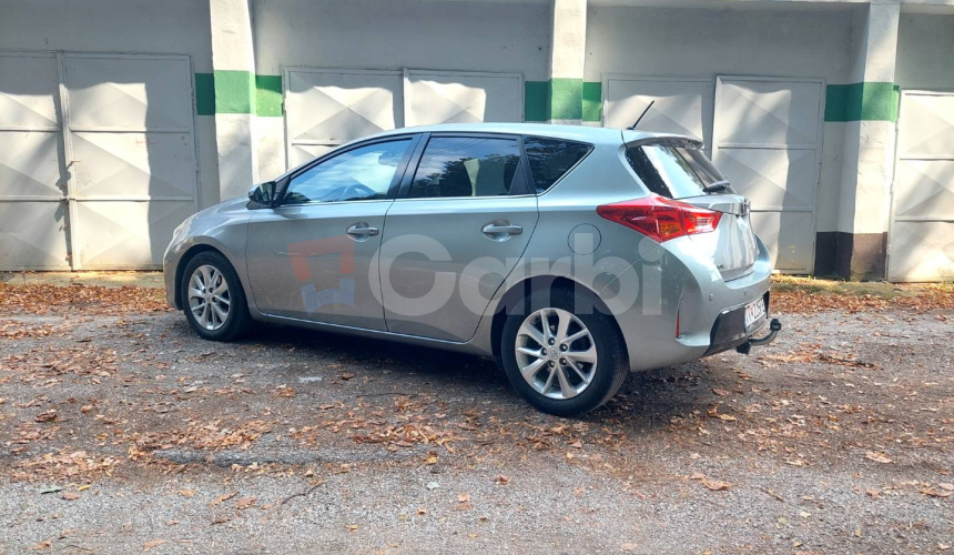 Toyota Auris 1.4 l D-4D DPF Style MM