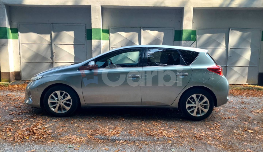 Toyota Auris 1.4 l D-4D DPF Style MM