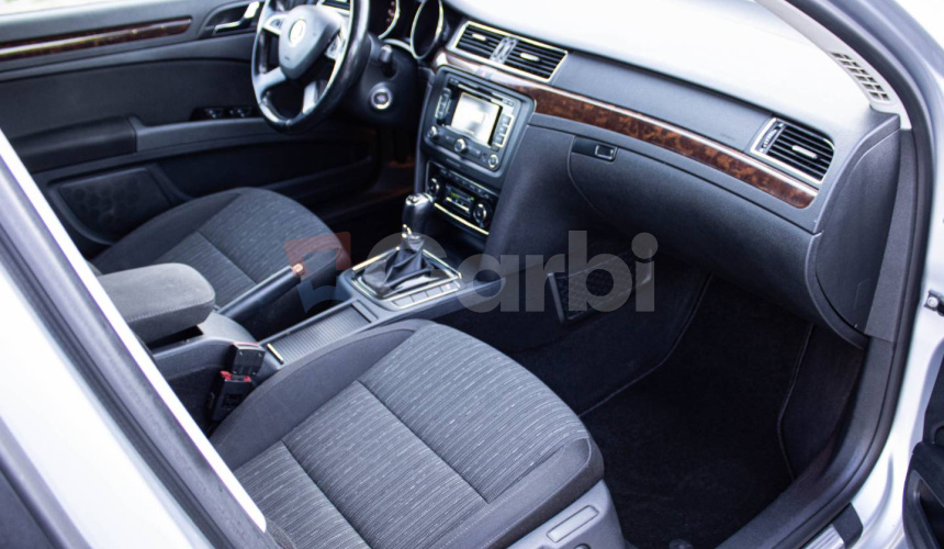 Škoda Superb 2.0 TDI CR 4x4 170k Business DSG