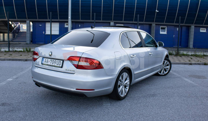 Škoda Superb 2.0 TDI CR 4x4 170k Business DSG