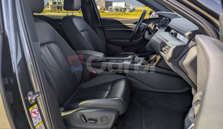 Audi E-tron 55 quattro S line