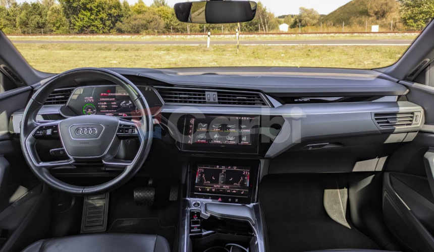 Audi E-tron 55 quattro S line