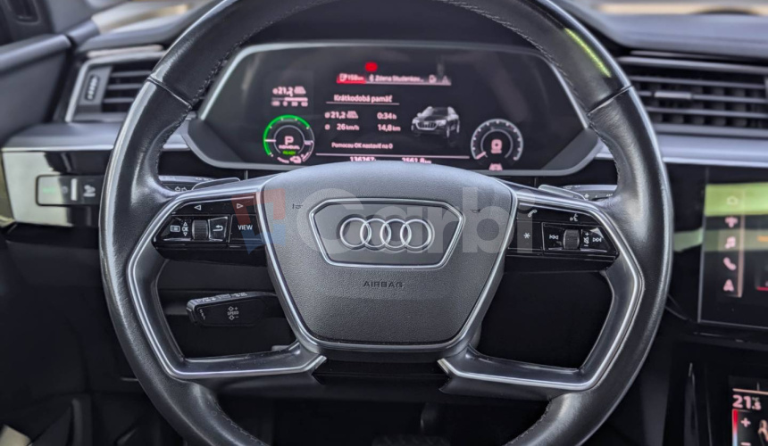 Audi E-tron 55 quattro S line