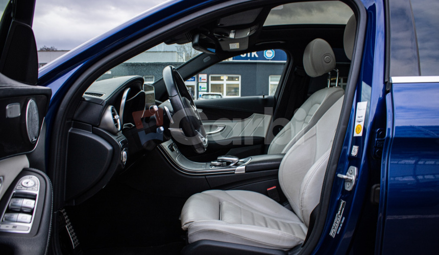 C 250d 4Matic, AMG, Pano, HUD, Webasto, Burmester, kamera, ambient